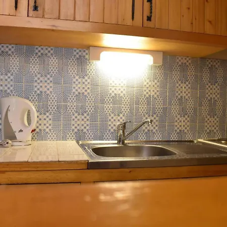 Cosy Pour 4 A 100m Des Pistes, - Proche Commerces Et Restaurants - Fr-1-180-71 Méribel