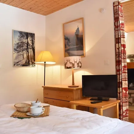 Cosy Pour 4 A 100m Des Pistes, - Proche Commerces Et Restaurants - Fr-1-180-71 Apartment