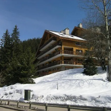Cosy Pour 4 A 100m Des Pistes, - Proche Commerces Et Restaurants - Fr-1-180-71 Apartment
